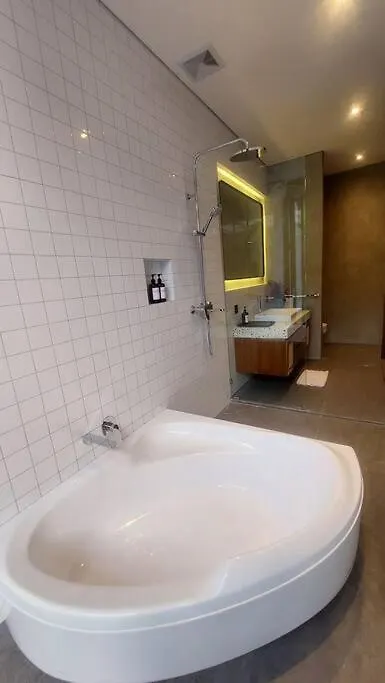 Akhila 1 - 1 Bedroom Modern Tropical Villa At The Heart Of Seminyak Indonesia