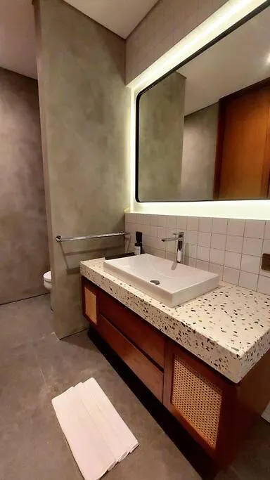 Akhila 1 - 1 Bedroom Modern Tropical Villa At The Heart Of Seminyak